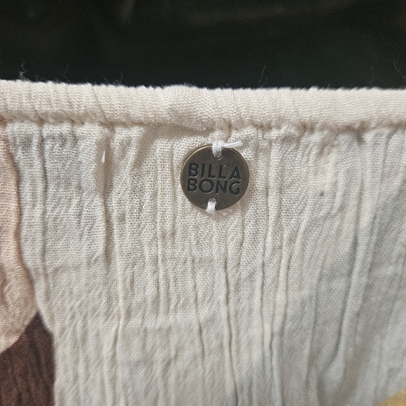 Billabong Multicolor Geometric Off The Shoulder Top - Picture 9 of 11